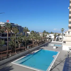 2 Americas Apartment